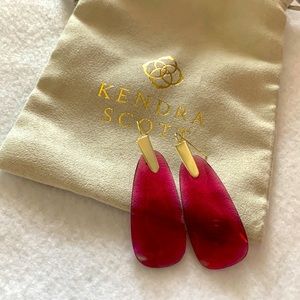 NWOT Kendra Scott Berry cut glass earrings